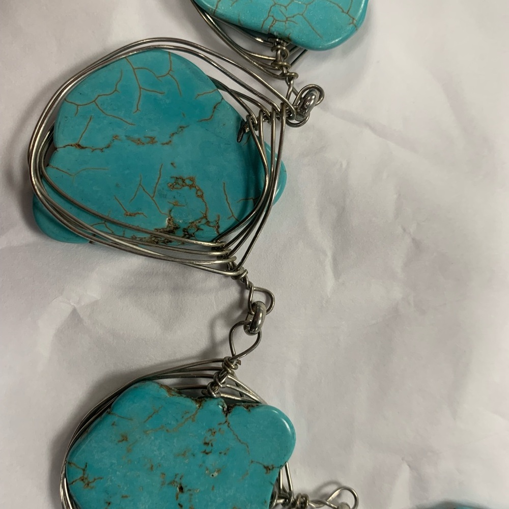 Turquoise Stone Necklace - Picture 5 of 10